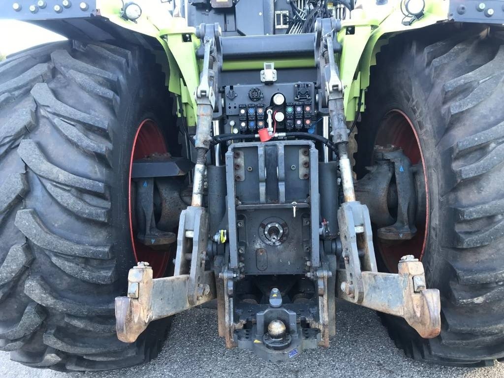 Traktor of the type CLAAS XERION 4500 VC, Gebrauchtmaschine in Kolding (Picture 9)