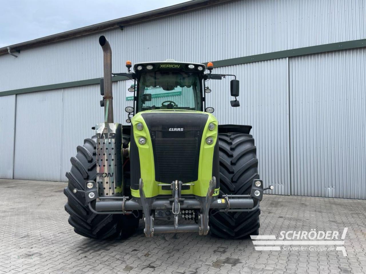 Traktor del tipo CLAAS XERION 4500, Gebrauchtmaschine In Wildeshausen (Immagine 7)