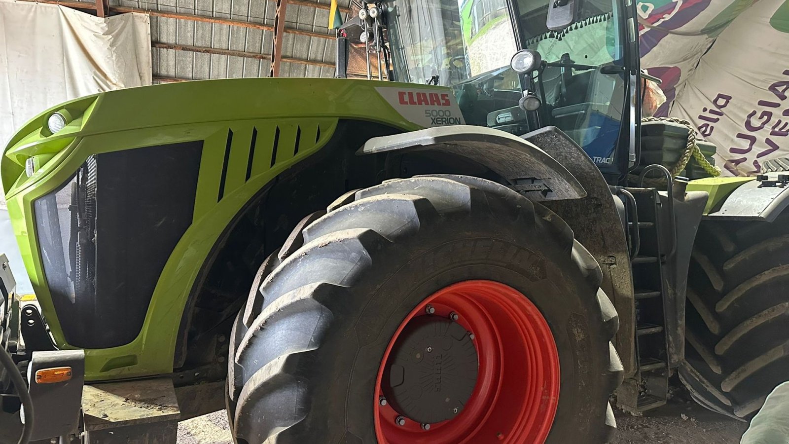 Traktor typu CLAAS XERION 5000 . Kun 1.900 timer. GPS klar., Gebrauchtmaschine v Kolding (Obrázek 4)