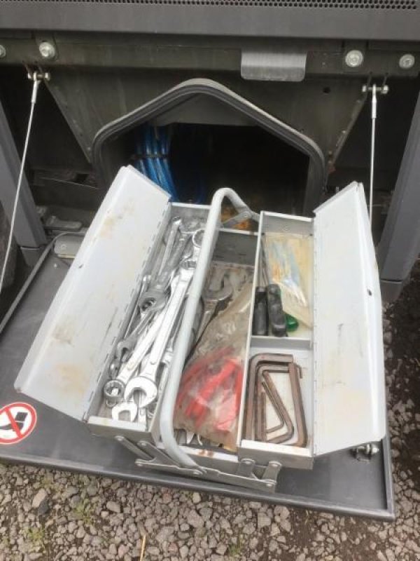 Traktor tip CLAAS XERION 5000 TRAC TS, Gebrauchtmaschine in Landsberg (Poză 11)