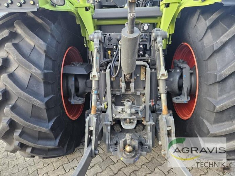 Traktor typu CLAAS XERION 5000 TRAC VC, Gebrauchtmaschine w Meppen (Zdjęcie 10)