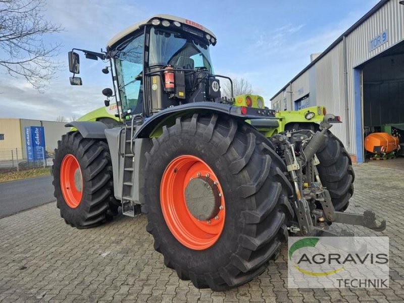 Traktor typu CLAAS XERION 5000 TRAC VC, Gebrauchtmaschine w Meppen (Zdjęcie 4)
