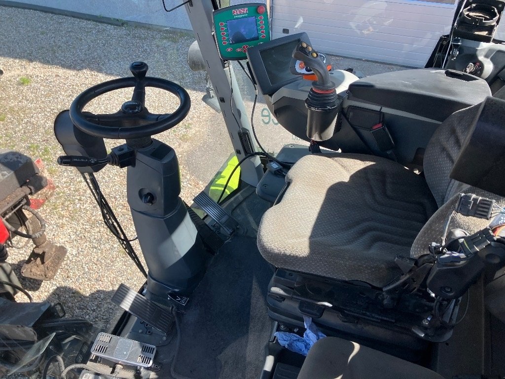 Traktor Türe ait CLAAS Xerion 5000 Trac VC, Gebrauchtmaschine içinde Kolding (resim 5)