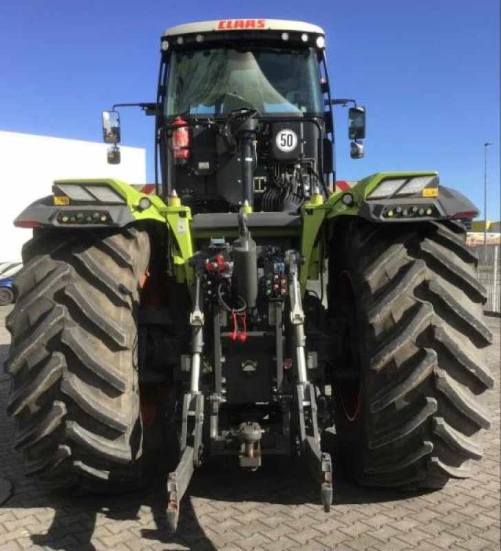 Traktor des Typs CLAAS XERION 5000 TRAC VC, Gebrauchtmaschine in Landsberg (Bild 5)
