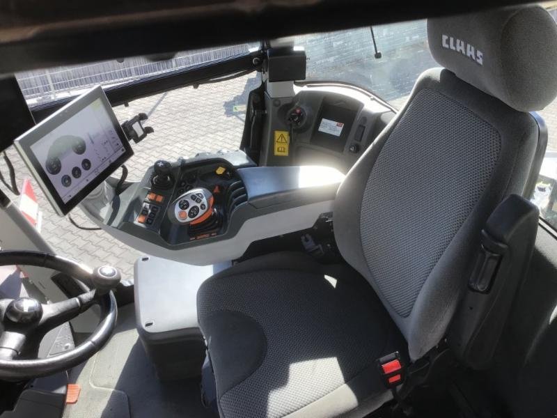 Traktor des Typs CLAAS XERION 5000 TRAC VC, Gebrauchtmaschine in Landsberg (Bild 7)