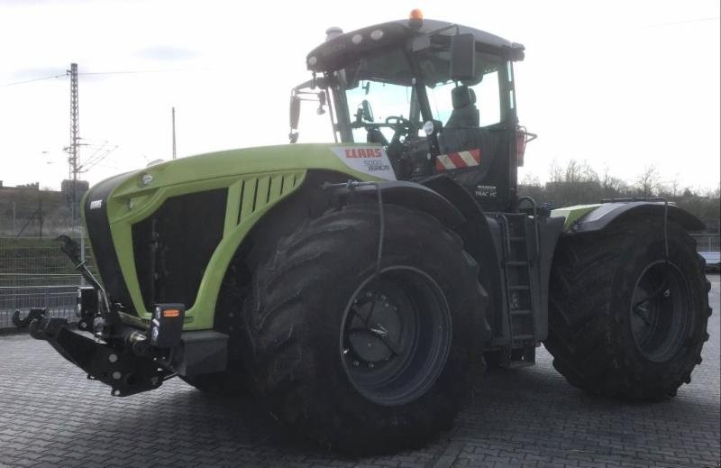 Traktor Türe ait CLAAS XERION 5000 TRAC VC, Gebrauchtmaschine içinde Landsberg (resim 1)