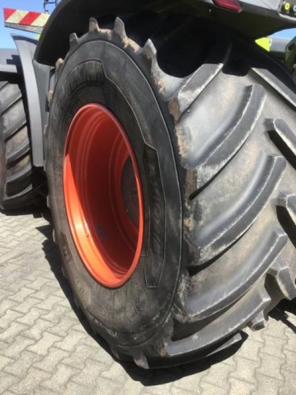 Traktor του τύπου CLAAS XERION 5000 TRAC VC, Gebrauchtmaschine σε Landsberg (Φωτογραφία 12)