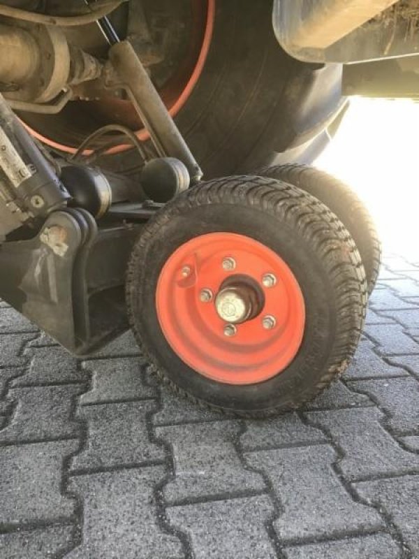 Traktor του τύπου CLAAS XERION 5000 TRAC VC, Gebrauchtmaschine σε Landsberg (Φωτογραφία 16)