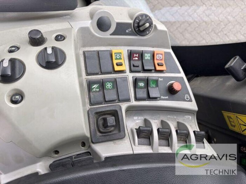 Traktor Türe ait CLAAS XERION 5000 TRAC VC, Gebrauchtmaschine içinde Olfen  (resim 20)