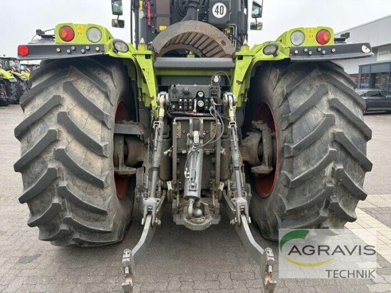 Traktor Türe ait CLAAS XERION 5000 TRAC VC, Gebrauchtmaschine içinde Olfen  (resim 15)