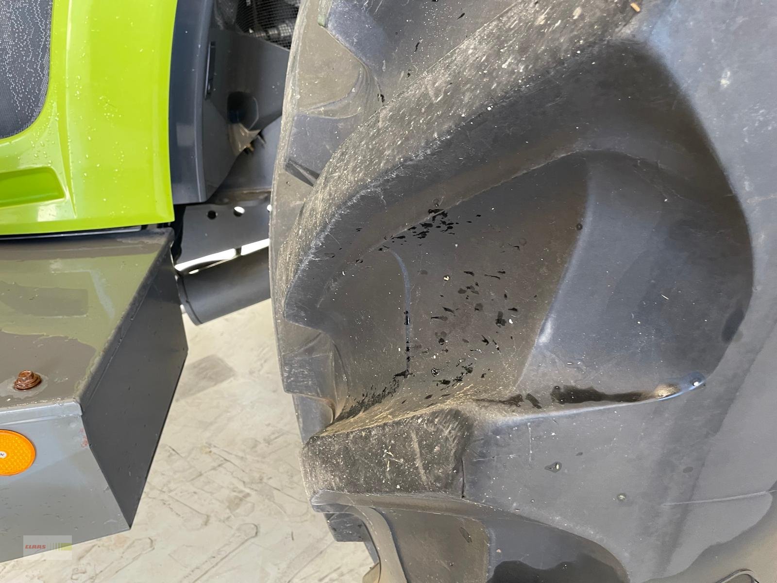 Traktor des Typs CLAAS XERION 5000 TRAC VC, Gebrauchtmaschine in Langenau (Bild 18)