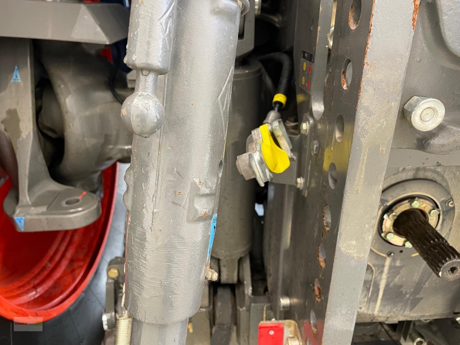 Traktor des Typs CLAAS XERION 5000 TRAC VC, Gebrauchtmaschine in Langenau (Bild 23)