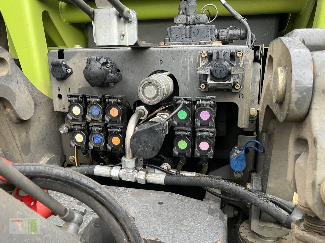 Traktor du type CLAAS XERION 5000 TRAC VC, Gebrauchtmaschine en Bordesholm (Photo 12)