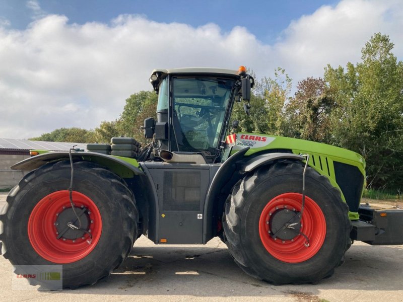 Traktor des Typs CLAAS Xerion 5000 Trac, Gebrauchtmaschine in Groß Germersleben