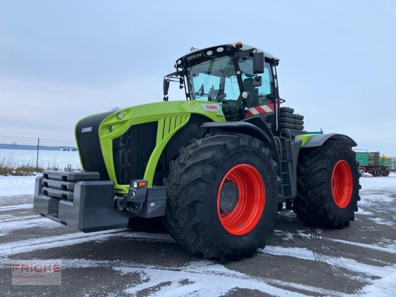 Traktor типа CLAAS Xerion 5000 Trac, Gebrauchtmaschine в Demmin