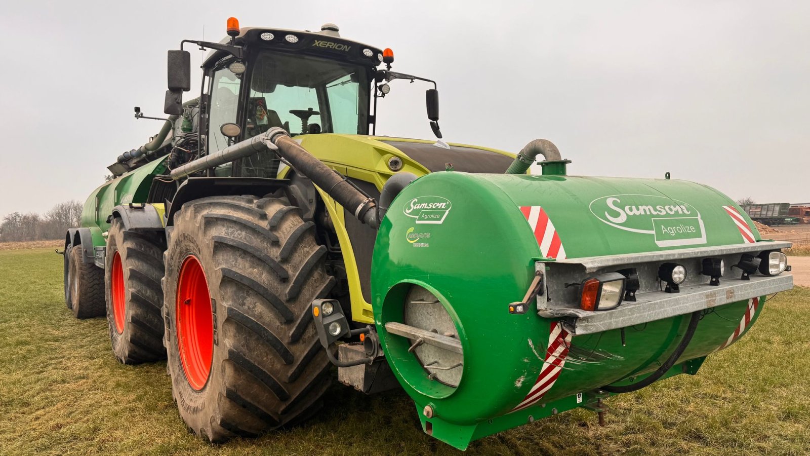 Traktor du type CLAAS XERION 5000, Gebrauchtmaschine en Rødekro (Photo 1)