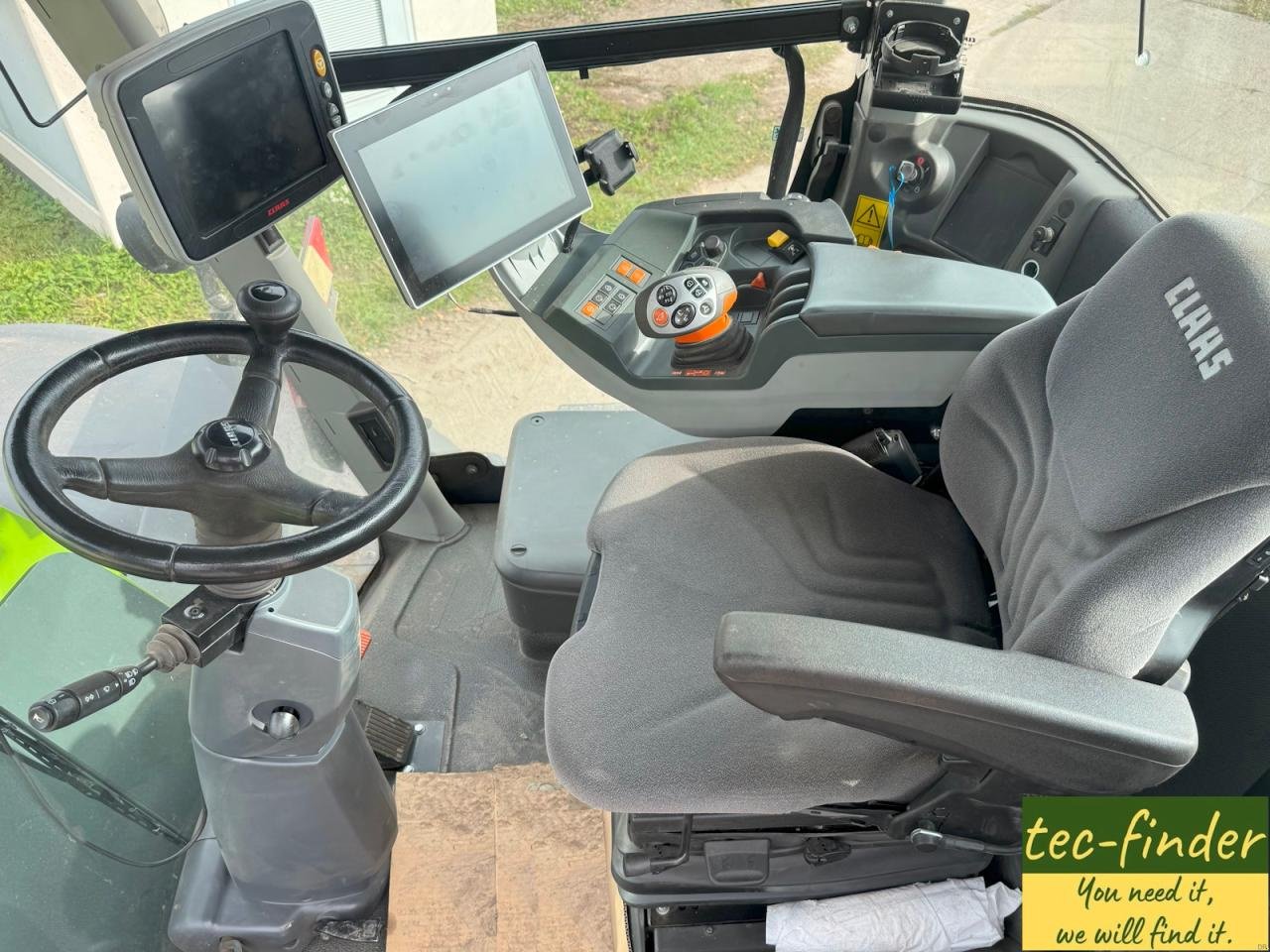 Traktor типа CLAAS Xerion 5000, Gebrauchtmaschine в Könnern (Фотография 9)