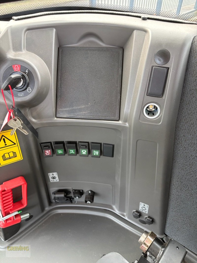 Traktor typu CLAAS Xerion 5000, Gebrauchtmaschine v Greven (Obrázek 30)