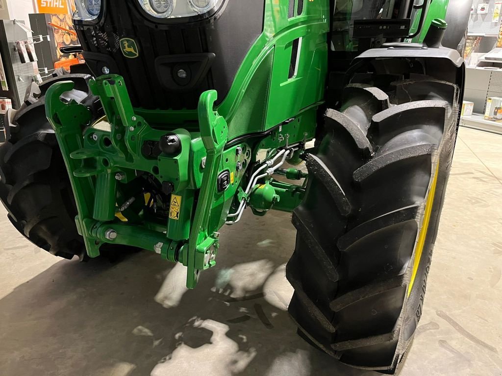 Traktor типа Continental 520/70R38 + 420/70R38, Gebrauchtmaschine в Lunteren (Фотография 3)