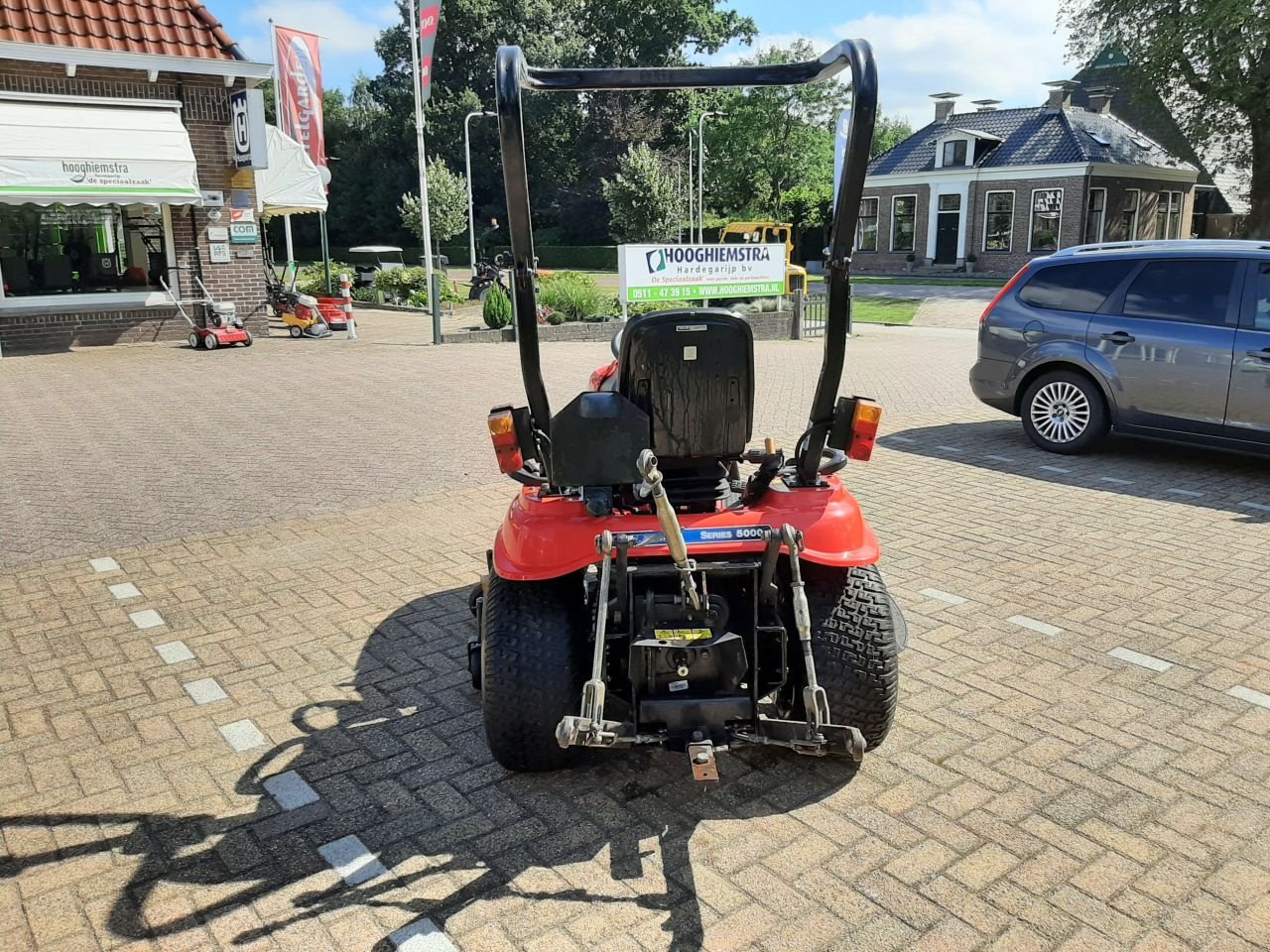 Traktor of the type Cub Cadet 5264, Gebrauchtmaschine in Hardegarijp (Picture 5)