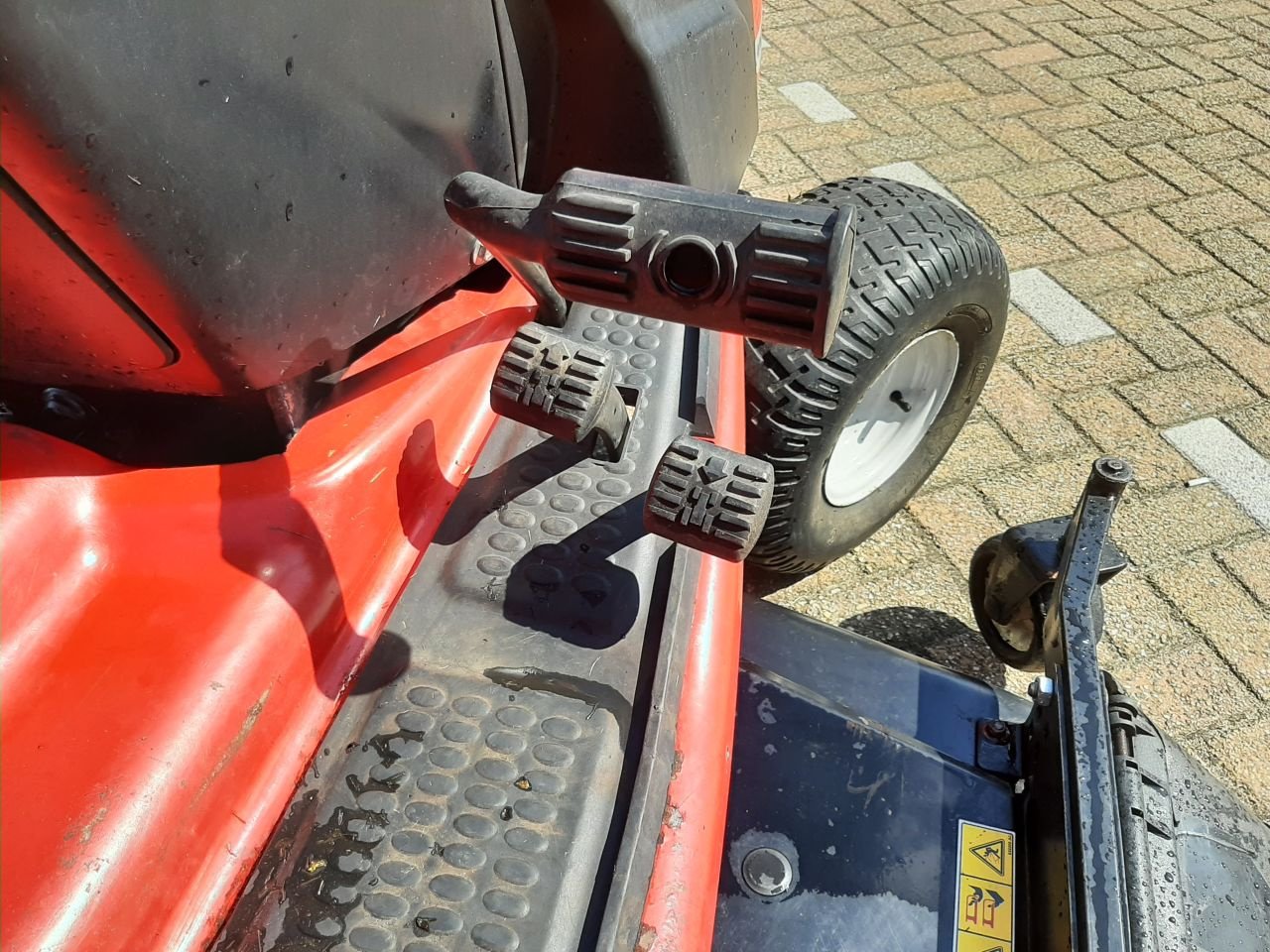 Traktor of the type Cub Cadet 5264, Gebrauchtmaschine in Hardegarijp (Picture 8)