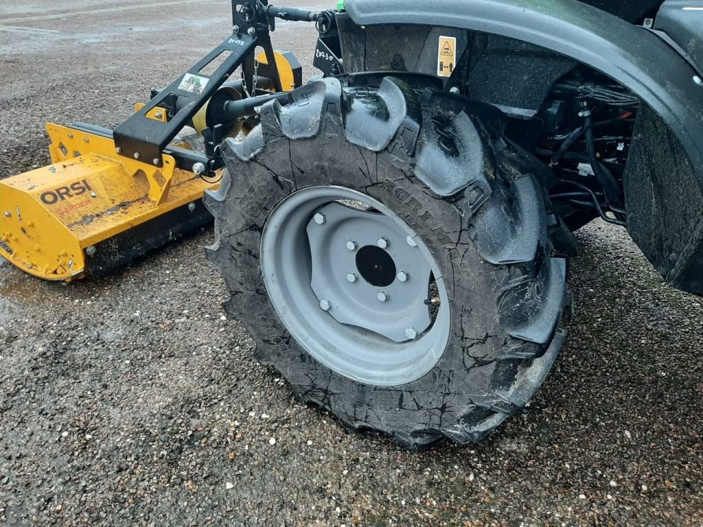 Traktor des Typs Deutz-Fahr 3050, Gebrauchtmaschine in SAINT LOUP (Bild 11)