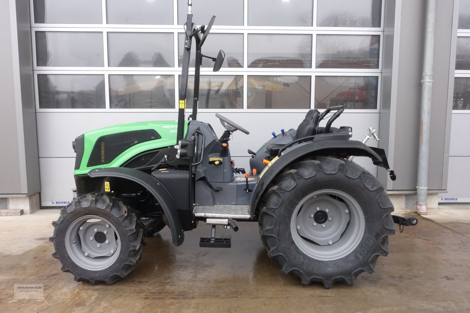 Traktor za tip Deutz-Fahr 3050, Neumaschine u Tapfheim (Slika 1)