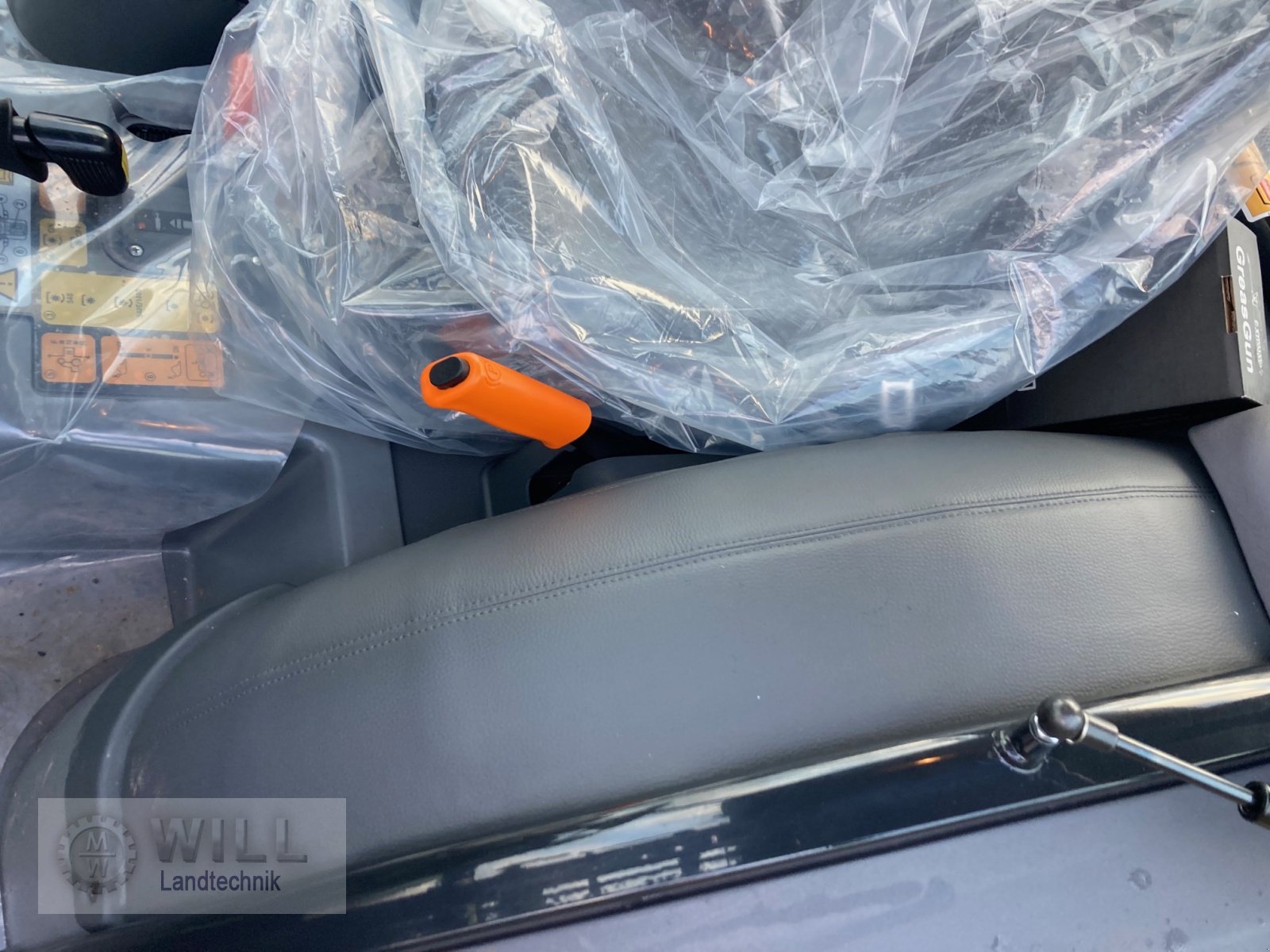 Traktor del tipo Deutz-Fahr 3050, Neumaschine en Rudendorf (Imagen 10)