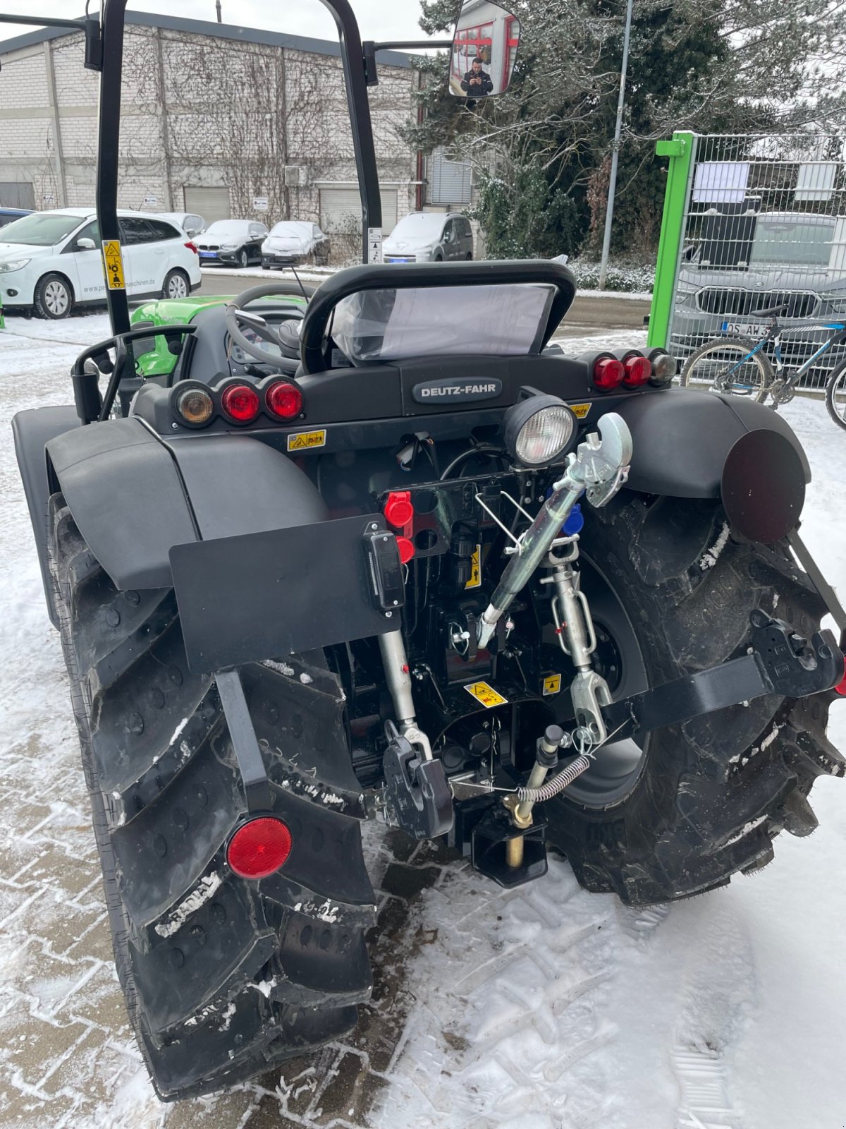 Traktor des Typs Deutz-Fahr 3050, Neumaschine in Dannstadt-Schauernheim (Bild 5)