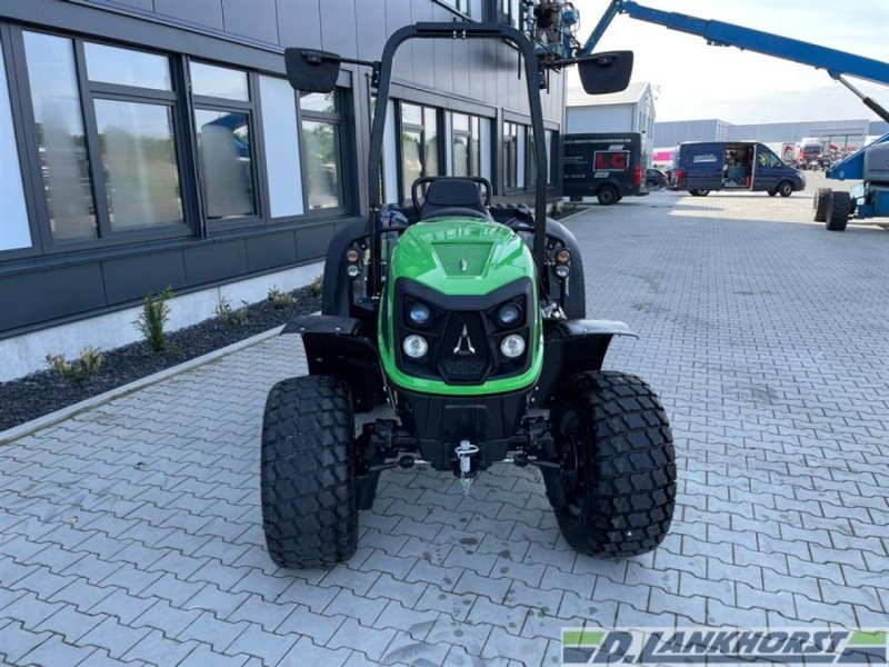 Traktor des Typs Deutz-Fahr 3060 (A), Neumaschine in Emsbüren (Bild 3)