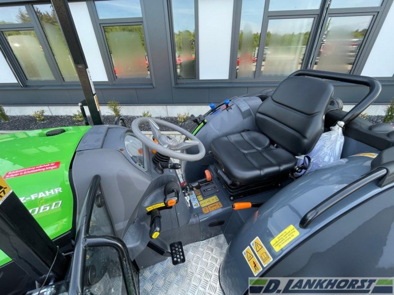 Traktor des Typs Deutz-Fahr 3060 (A), Neumaschine in Emsbüren (Bild 10)