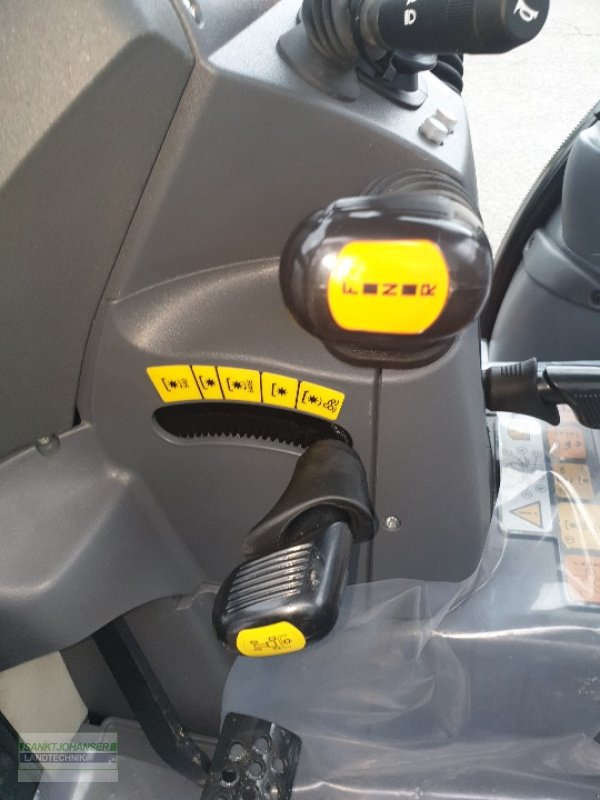 Traktor des Typs Deutz-Fahr 3060 -Aktionspreis-, Neumaschine in Diessen (Bild 10)