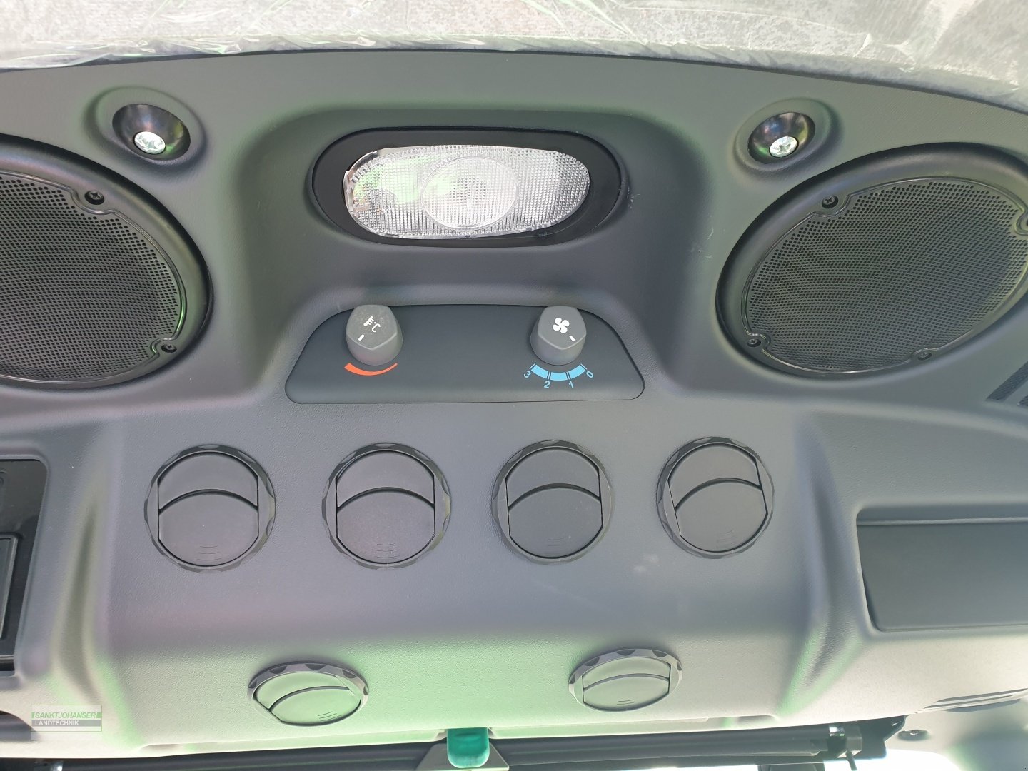 Traktor tip Deutz-Fahr 3060 -Aktionspreis-, Neumaschine in Diessen (Poză 18)