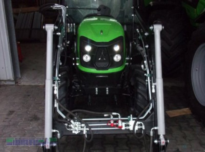 Traktor des Typs Deutz-Fahr 3060 mit Industrielader, Neumaschine in Buchdorf (Bild 3)