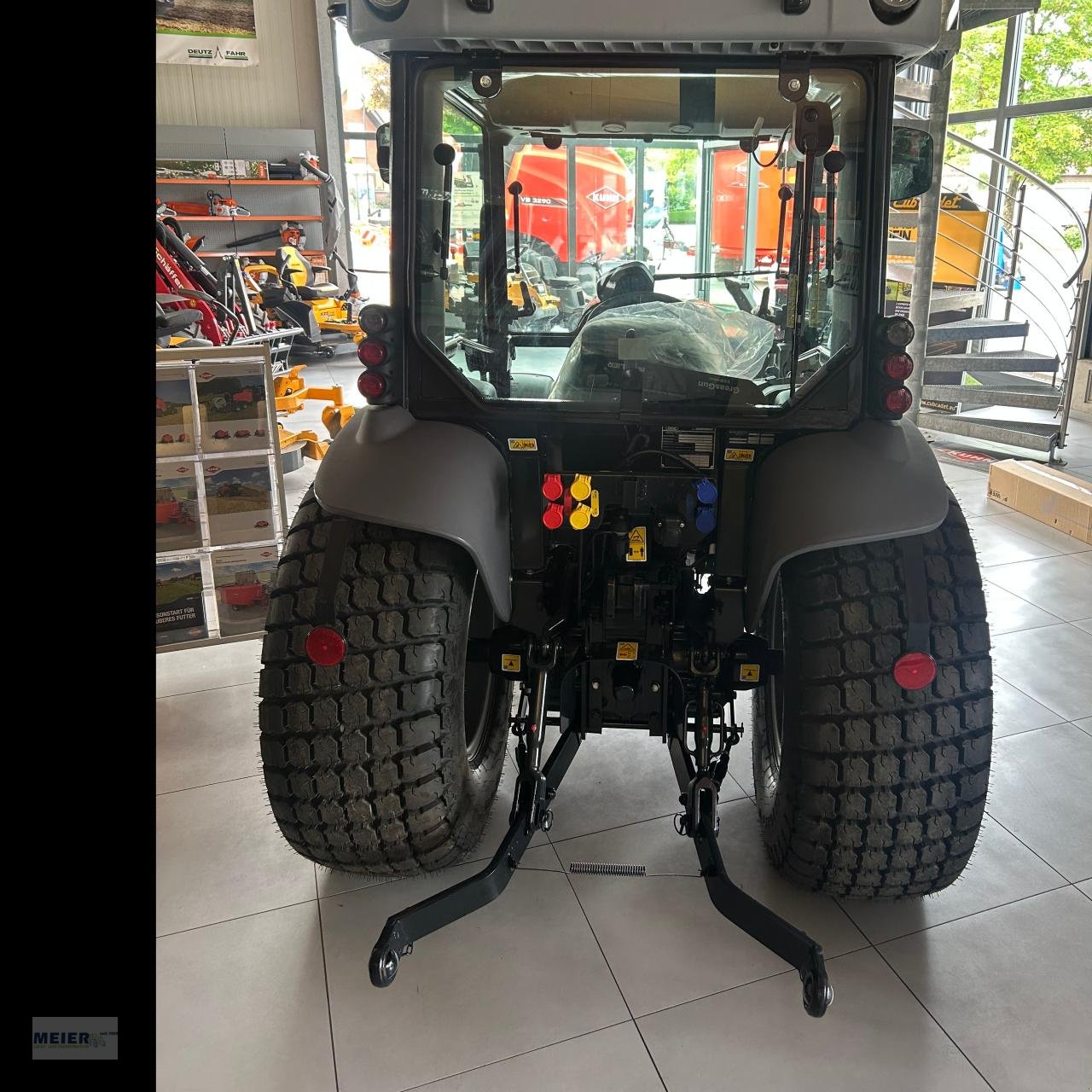 Traktor des Typs Deutz-Fahr 3060, Neumaschine in Delbrück (Bild 4)