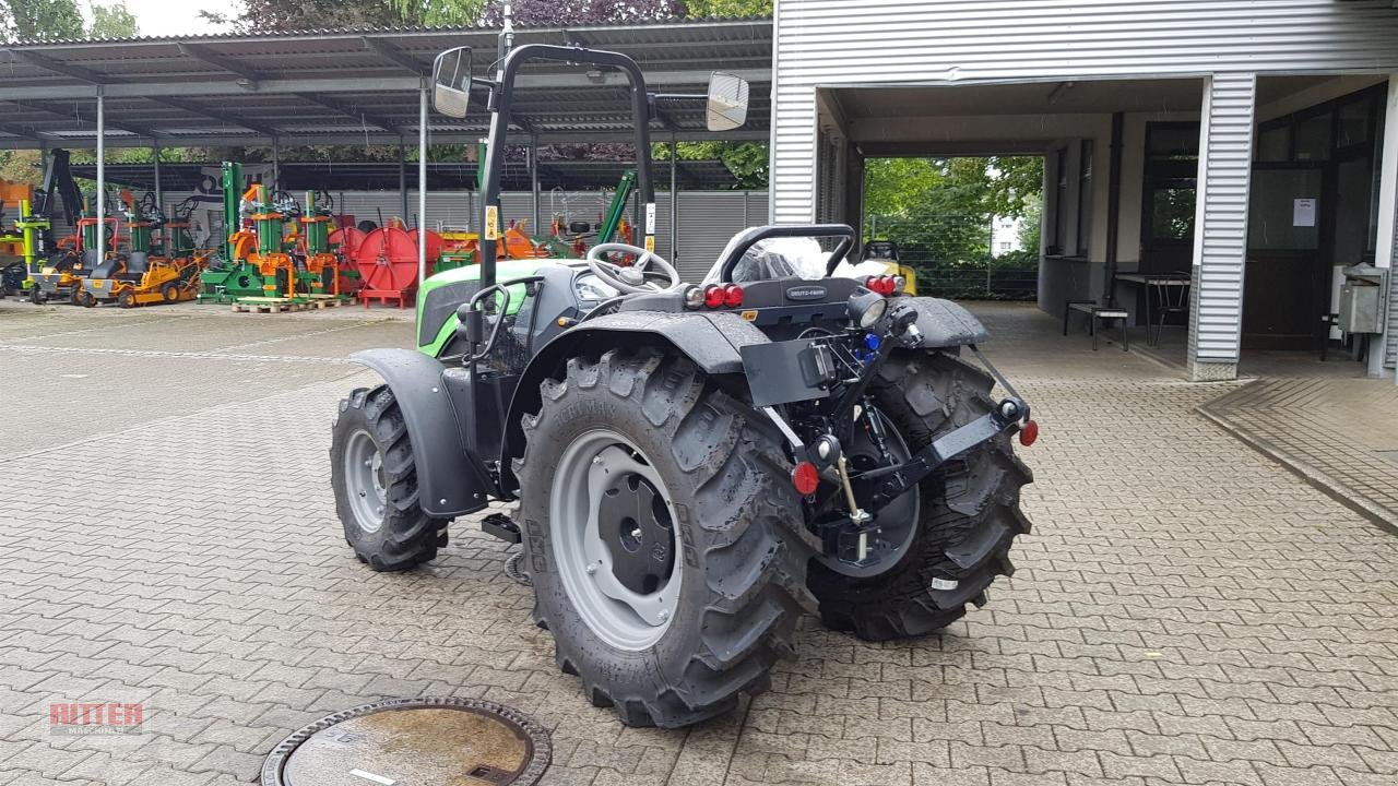 Traktor des Typs Deutz-Fahr 3060, Neumaschine in Zell a. H. (Bild 3)