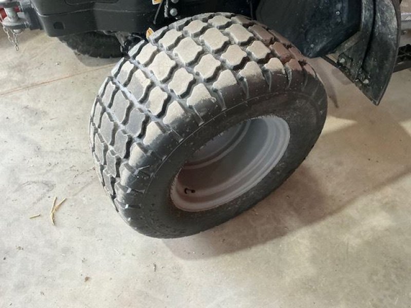 Traktor van het type Deutz-Fahr 3060, Gebrauchtmaschine in les hayons (Foto 5)