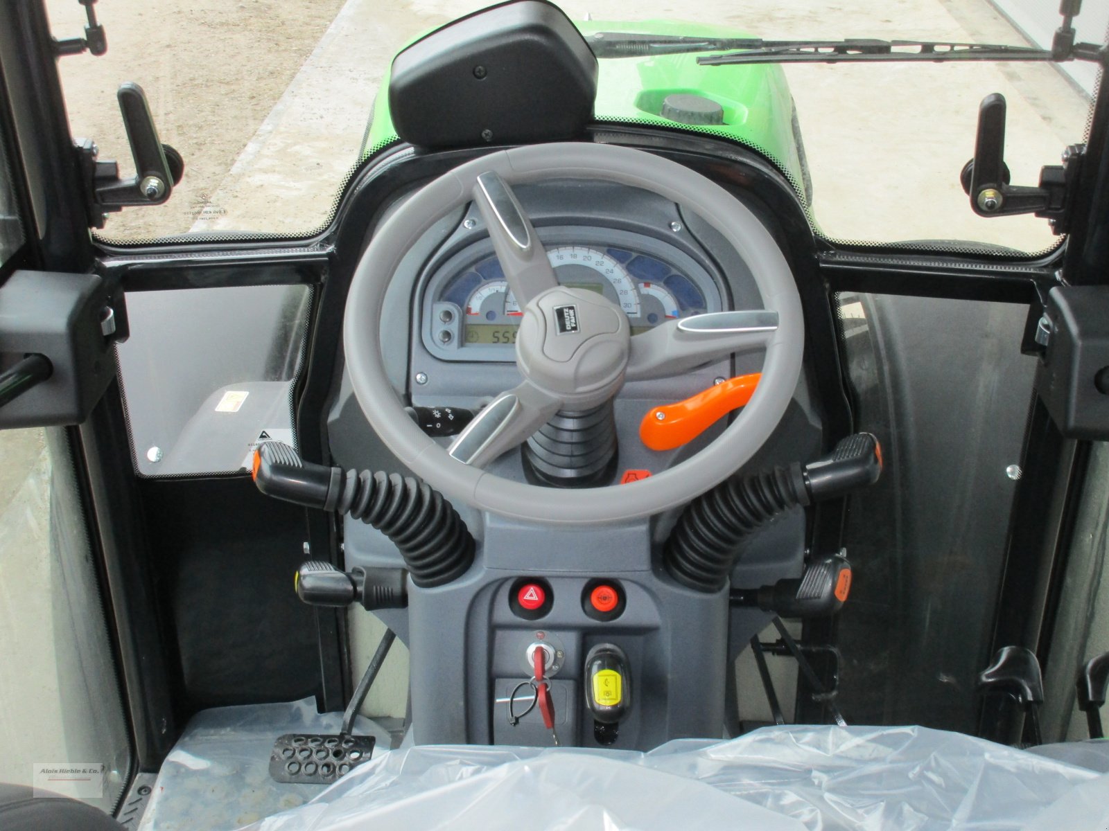 Traktor des Typs Deutz-Fahr 3060, Gebrauchtmaschine in Tapfheim (Bild 5)