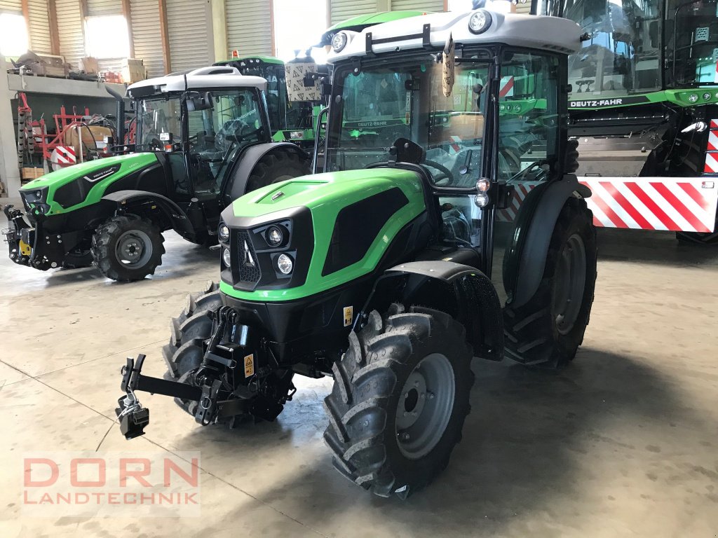 Traktor του τύπου Deutz-Fahr 3060, Neumaschine σε Bruckberg (Φωτογραφία 2)