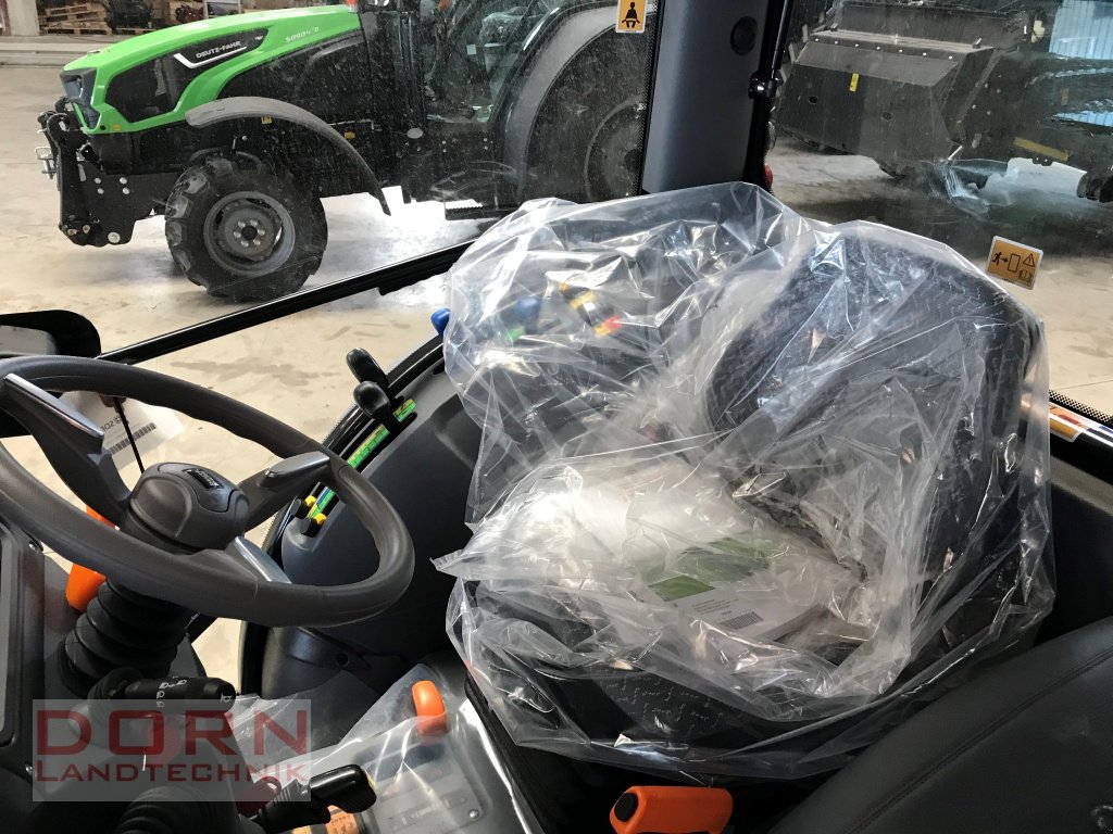 Traktor του τύπου Deutz-Fahr 3060, Neumaschine σε Bruckberg (Φωτογραφία 3)