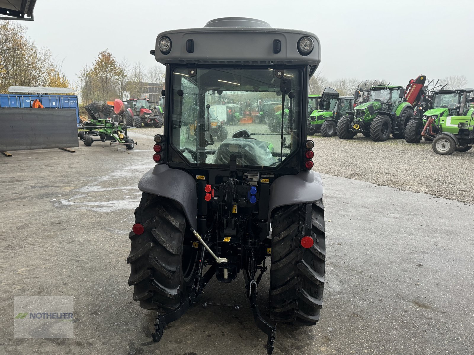 Traktor of the type Deutz-Fahr 3060, Neumaschine in Pforzen (Picture 11)