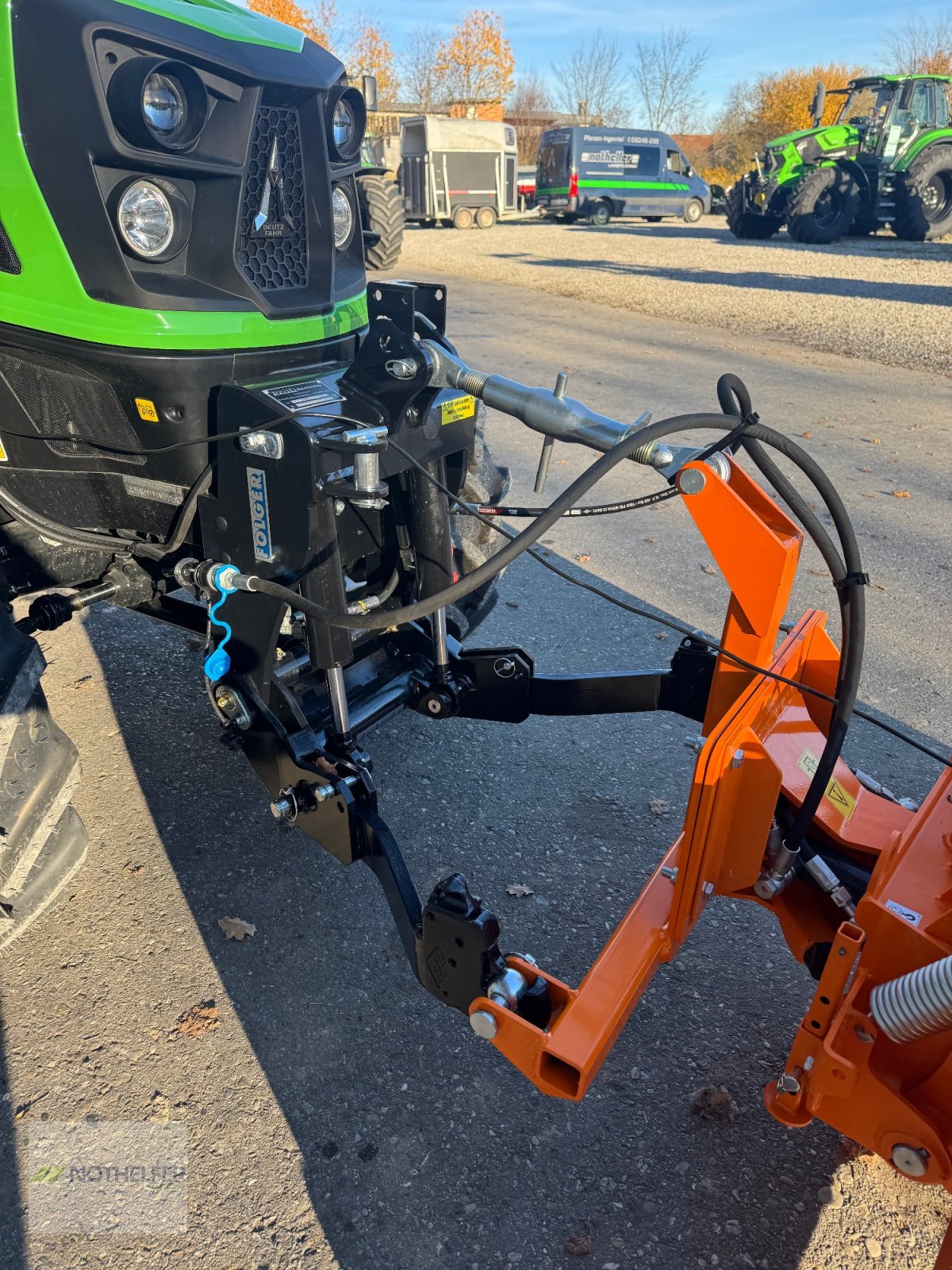 Traktor of the type Deutz-Fahr 3060, Neumaschine in Pforzen (Picture 5)