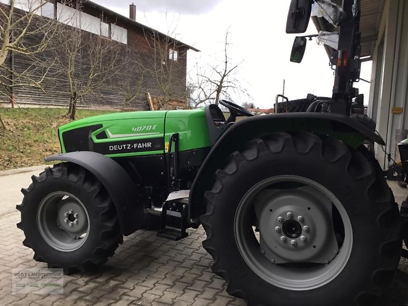 Traktor des Typs Deutz-Fahr 4070 E, Neumaschine in Bodenkirchen (Bild 7)