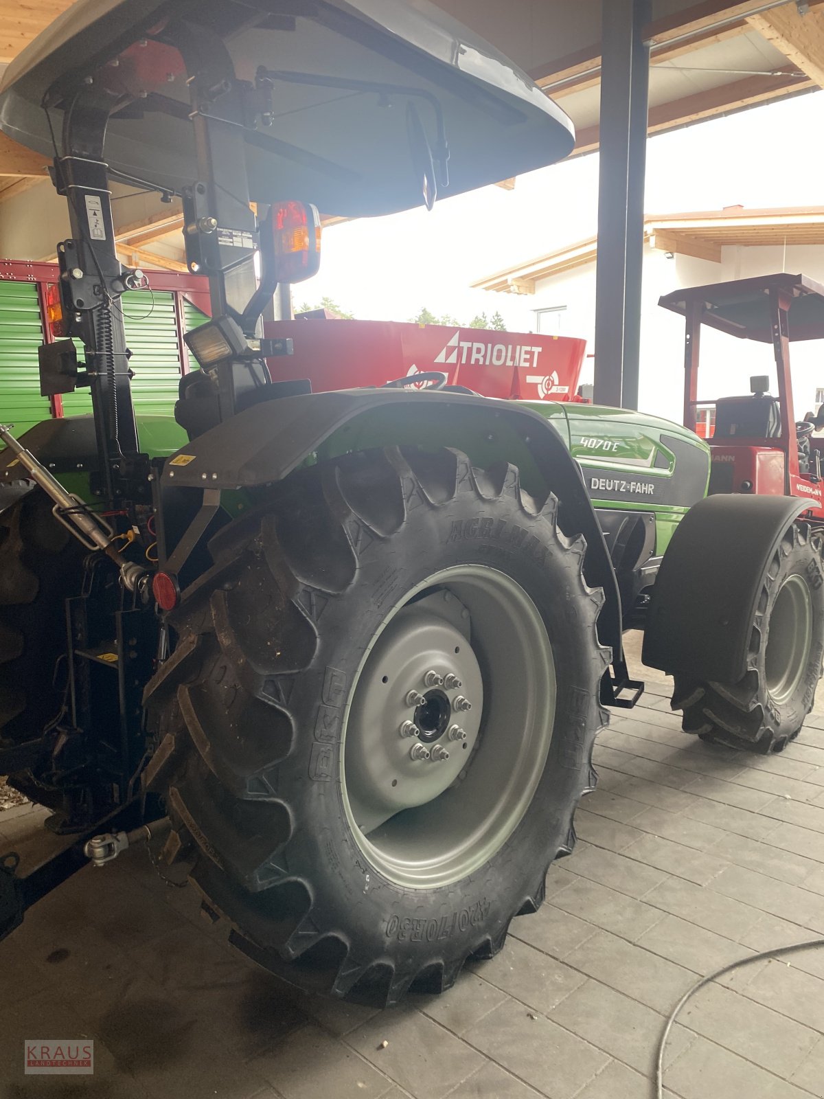 Traktor typu Deutz-Fahr 4070 E, Neumaschine v Geiersthal (Obrázek 1)