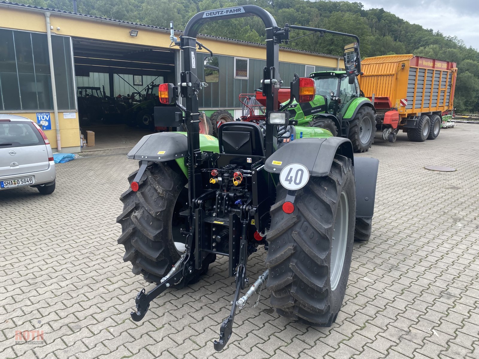 Traktor des Typs Deutz-Fahr 4070E Aktion, Neumaschine in Untermünkheim (Bild 3)