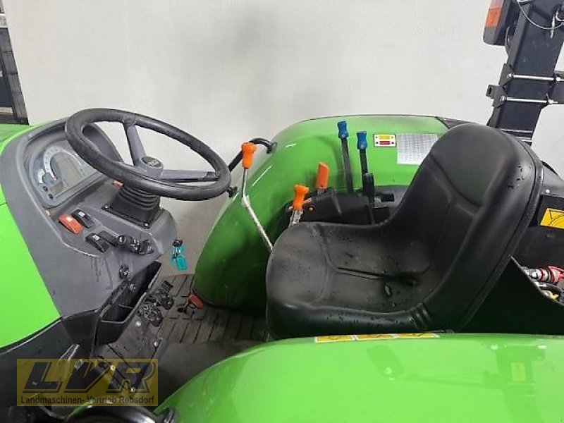 Traktor of the type Deutz-Fahr 4070E, Gebrauchtmaschine in Steinau-Rebsdorf (Picture 4)