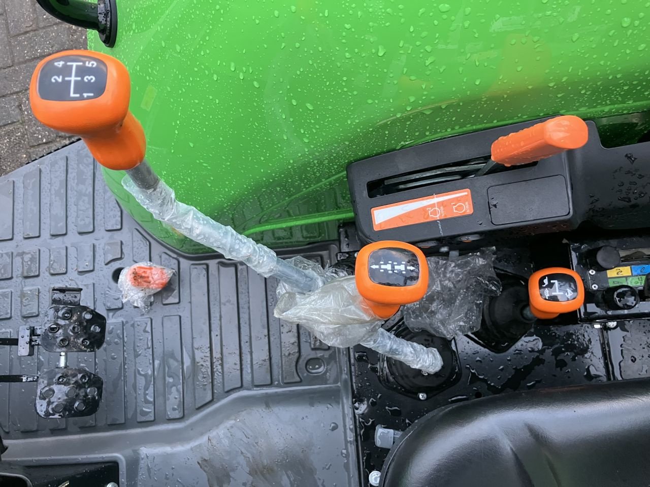 Traktor typu Deutz-Fahr 4070E, Gebrauchtmaschine v Kockengen (Obrázek 5)