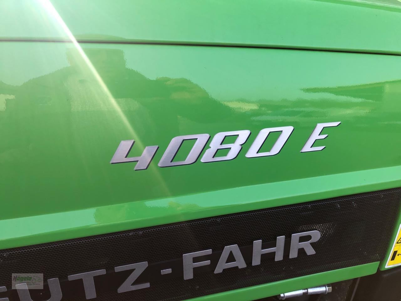 Traktor des Typs Deutz-Fahr 4080 E, Neumaschine in Uhingen (Bild 3)