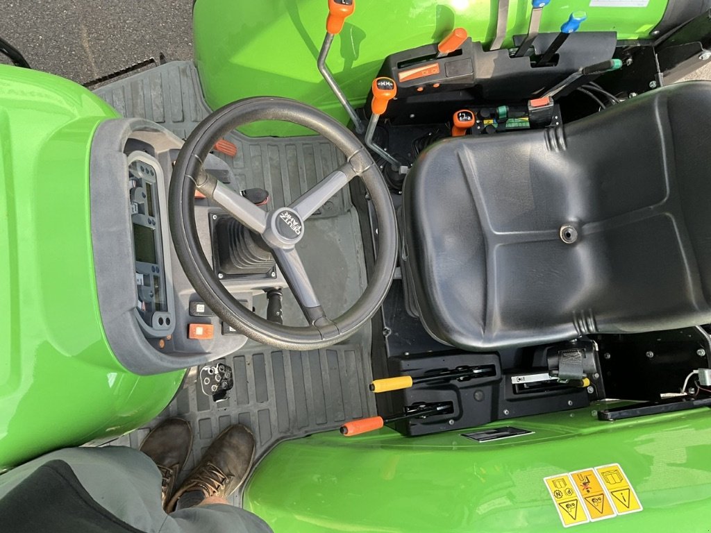 Traktor типа Deutz-Fahr 4080 E, Gebrauchtmaschine в SAINT NIZIER DE FORNAS (Фотография 3)