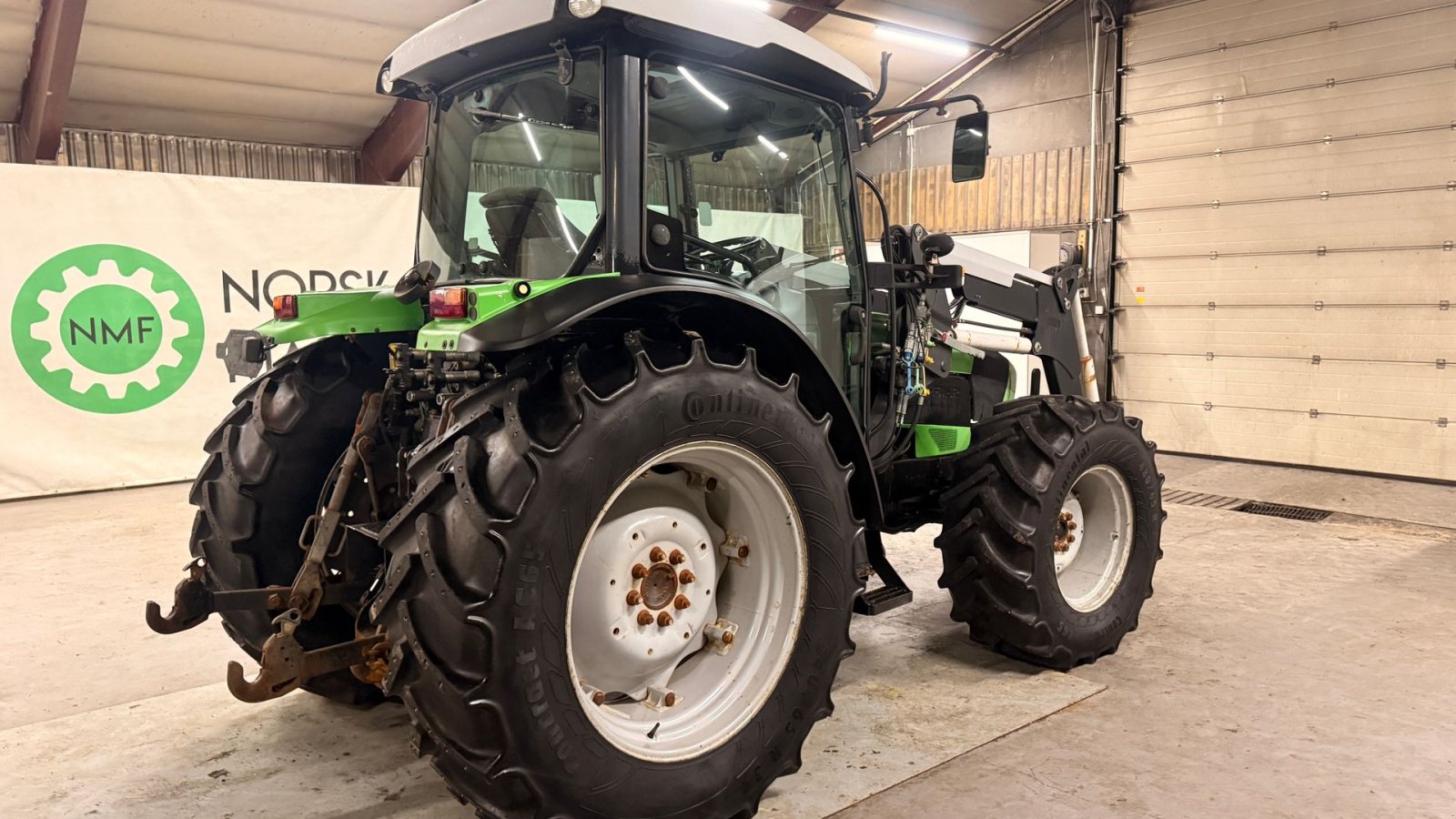 Traktor des Typs Deutz-Fahr 420, Gebrauchtmaschine in Ølen (Bild 5)